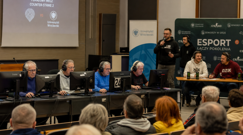 Seniorzy przy komputerach we Wrocławiu. Silver Legends zagrali pokazowy mecz CS2