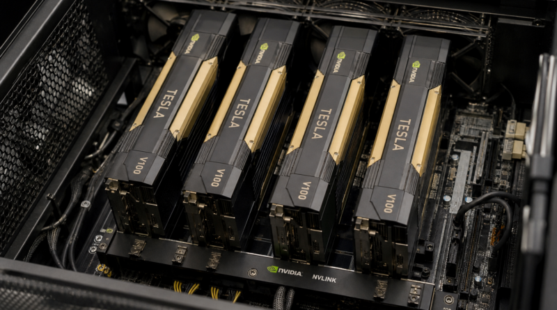 Cztery karty NVIDIA Tesla V100 nadal konkurencyjne w testach AI